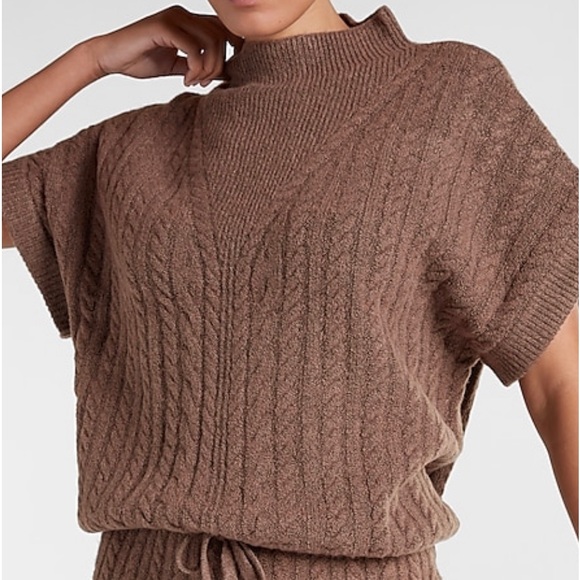 Express Sweaters - Express Cable Knit Short Sleeve Sweater